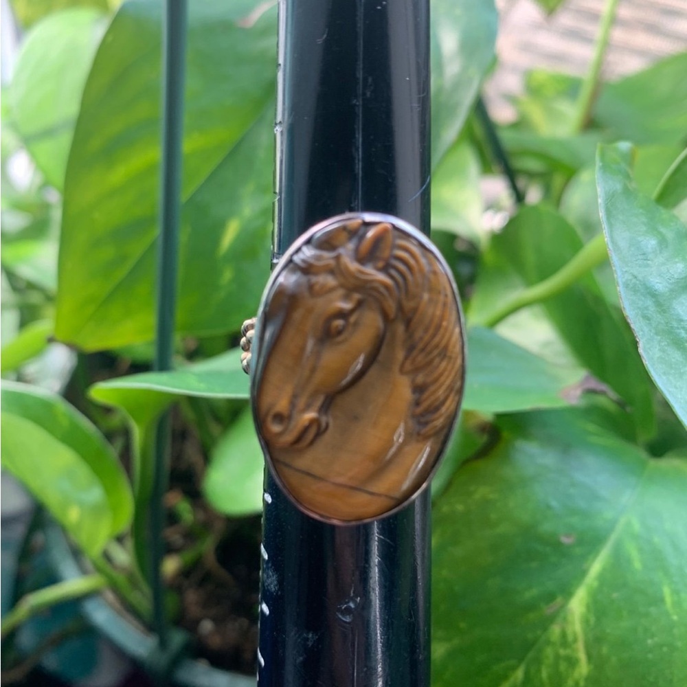 Brown Horse Cameo Ring